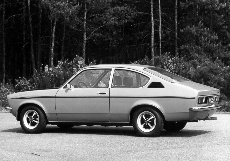  Opel Kadett Coupe SR (C) 1973 года  (фото 18 из 20)